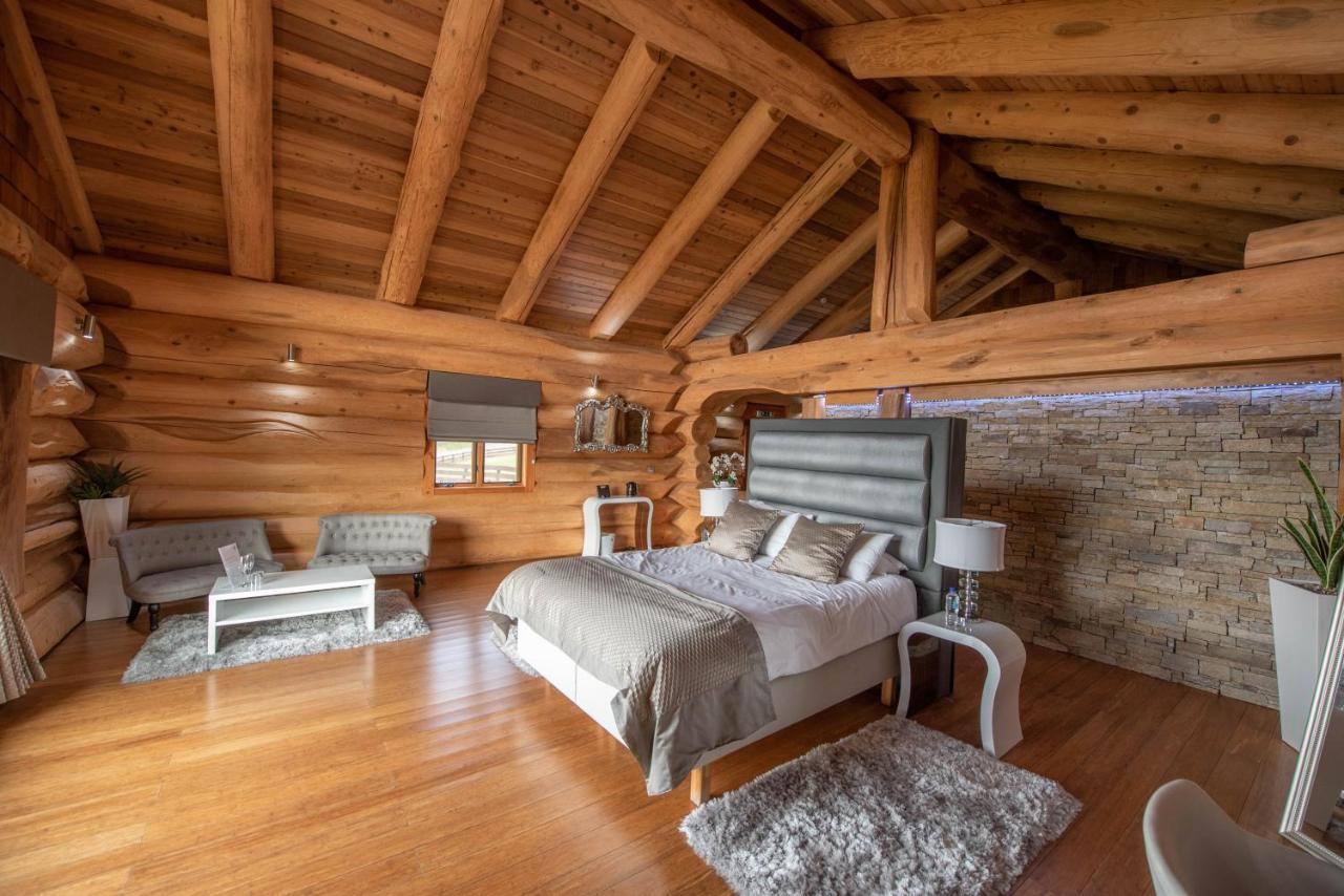 The Log Cabins At The Vu 巴斯盖特 外观 照片